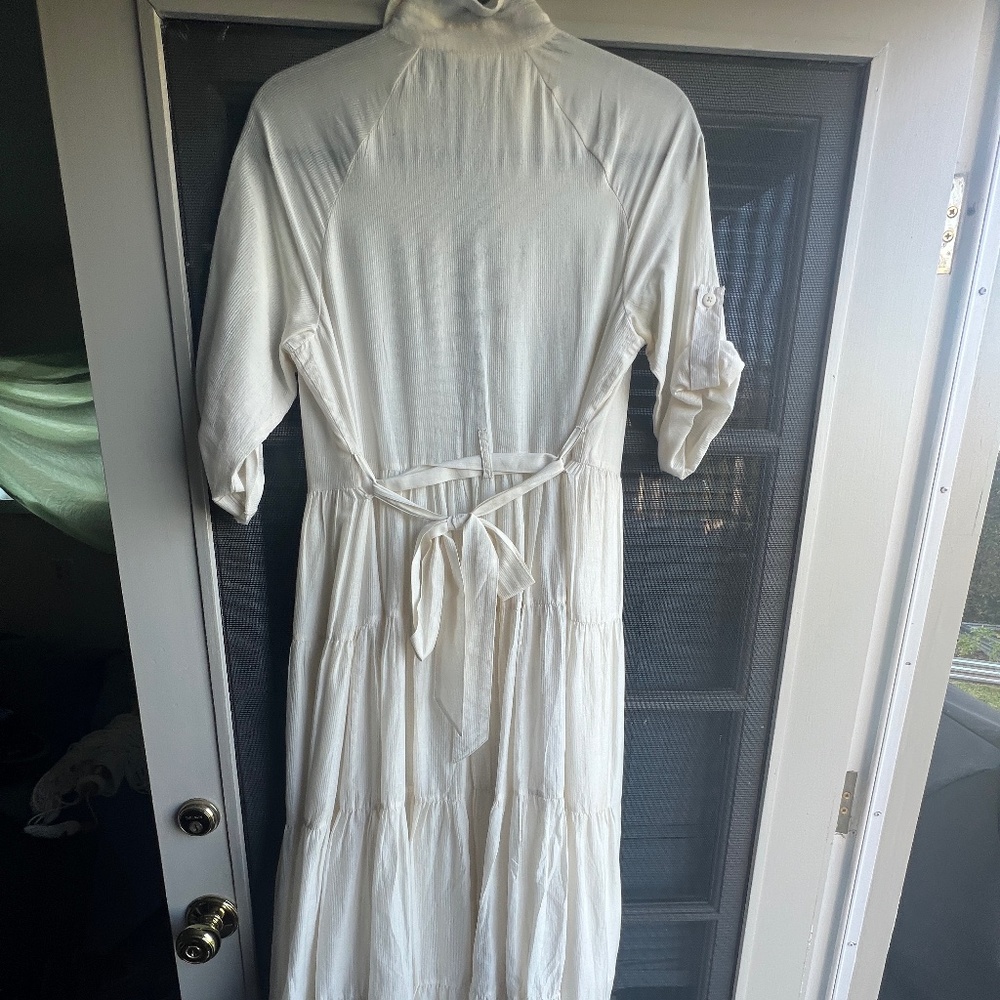 samant chauhan Dress - Picture 2 of 2